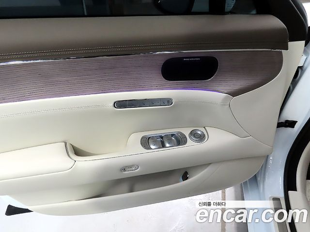 Genesis G90 2025 — photo 12