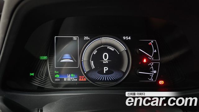Lexus UX 2020 — photo 8