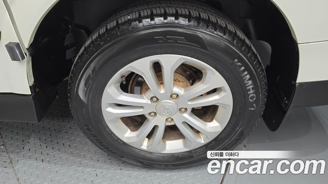 KG Mobility KORANDO 2015 — photo 7