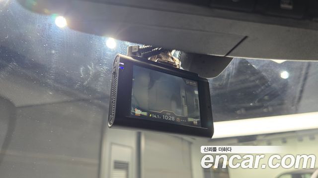 KG Mobility KORANDO 2015 — photo 27