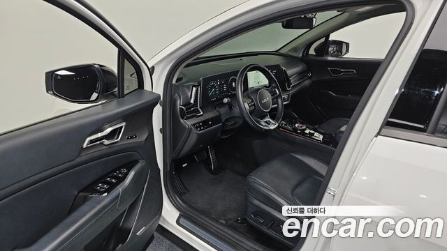Kia Sportage 2023 — photo 10