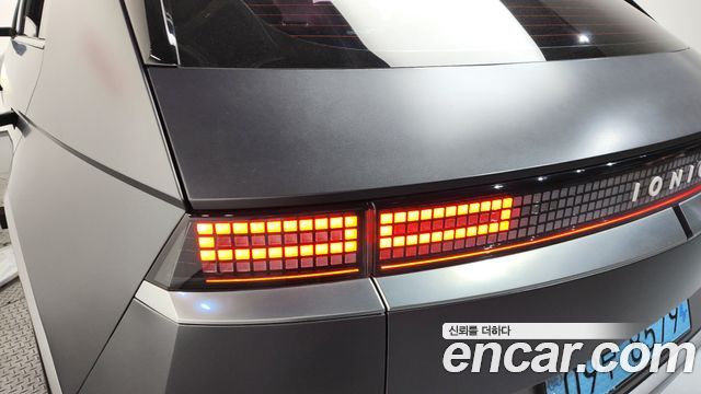 Hyundai Ioniq5 2022 — photo 9