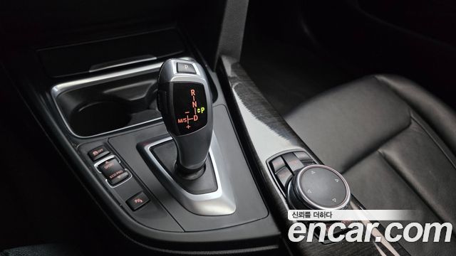 BMW 4-Series 2015 — photo 9
