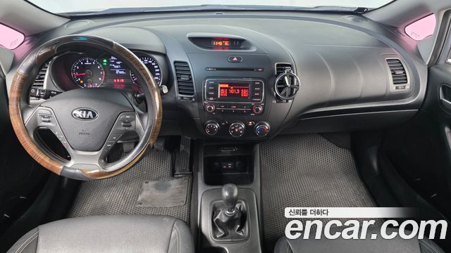 Kia K3 2015 — photo 10