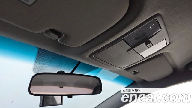Kia K3 2015 — photo 22
