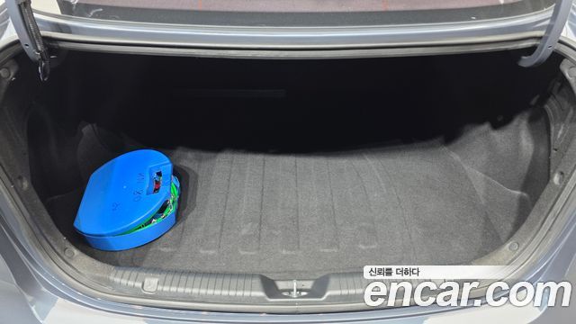 Kia K3 2015 — photo 26