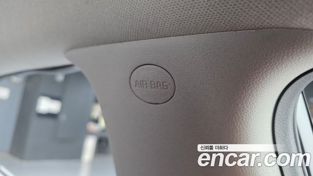 Kia K3 2015 — photo 27