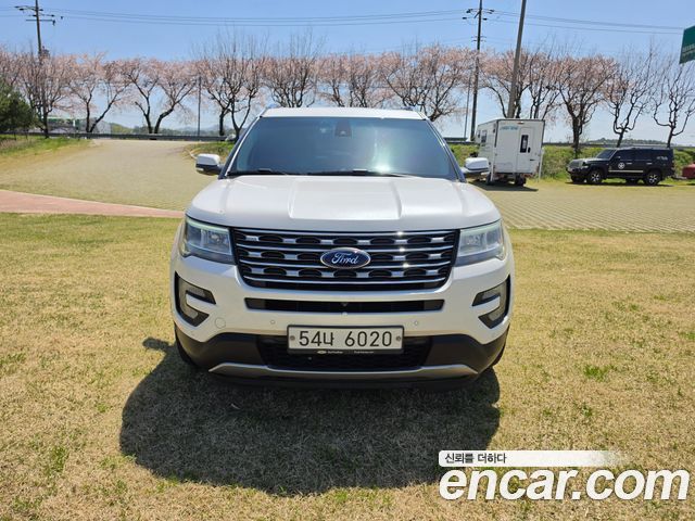 Ford Explorer 2017 — photo 2