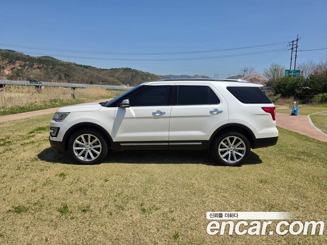 Ford Explorer 2017 — photo 4
