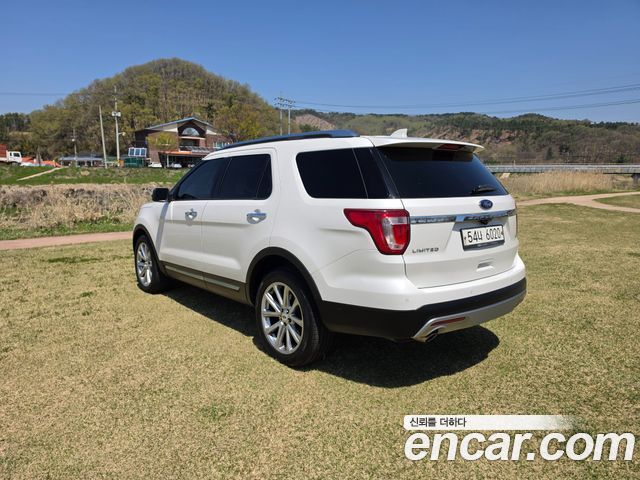 Ford Explorer 2017 — photo 5