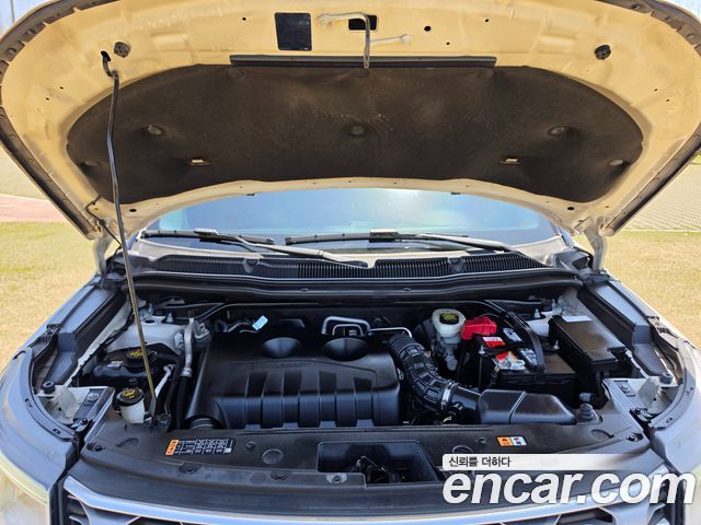 Ford Explorer 2017 — photo 11