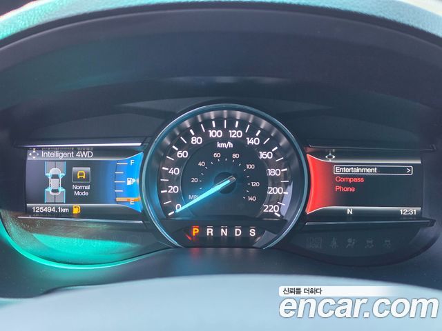 Ford Explorer 2017 — photo 13