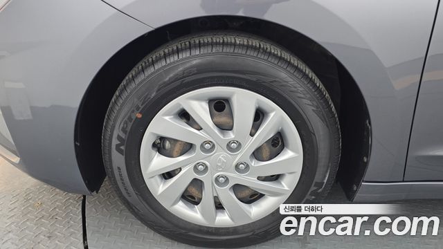 Hyundai AVANTE 2020 — photo 5
