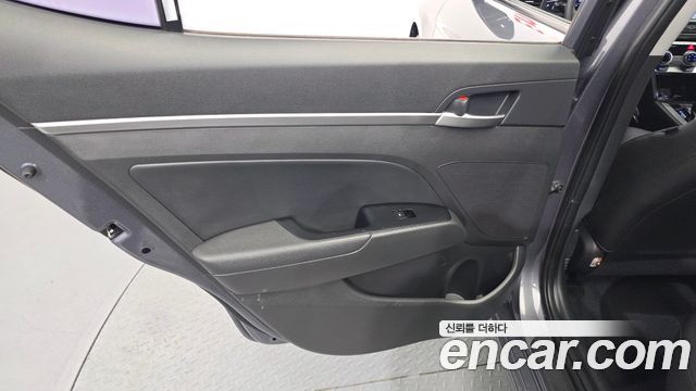 Hyundai AVANTE 2020 — photo 15
