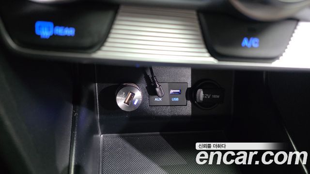 Hyundai AVANTE 2020 — photo 27