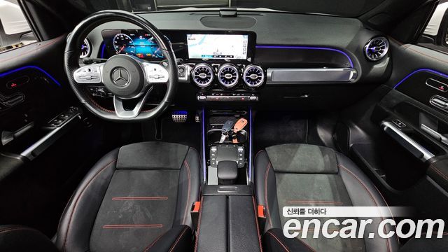 Mercedes-Benz GLB-Class 2021 — photo 7