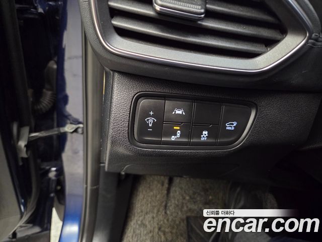 Hyundai Santafe 2019 — photo 15