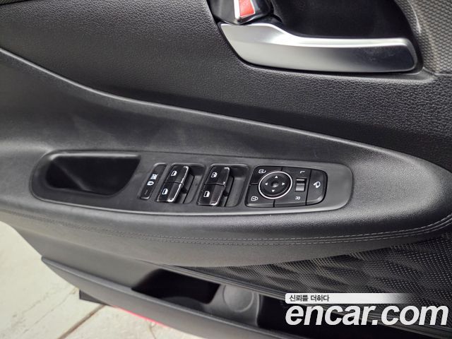 Hyundai Santafe 2019 — photo 16