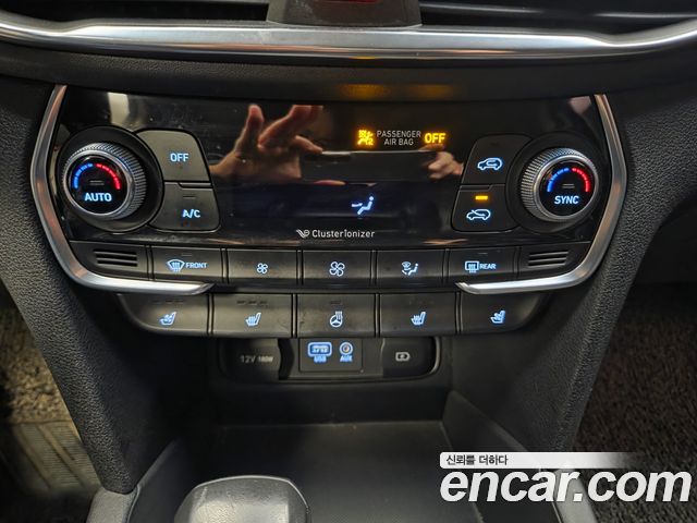 Hyundai Santafe 2019 — photo 17