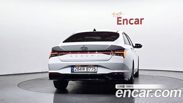 Hyundai AVANTE 2023 — photo 4