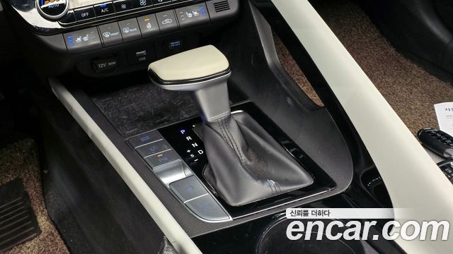 Hyundai AVANTE 2023 — photo 9