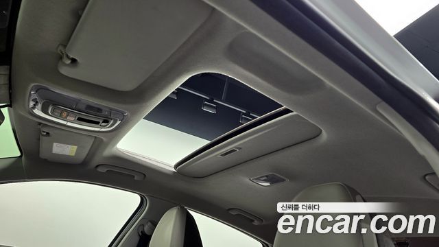Hyundai AVANTE 2023 — photo 18