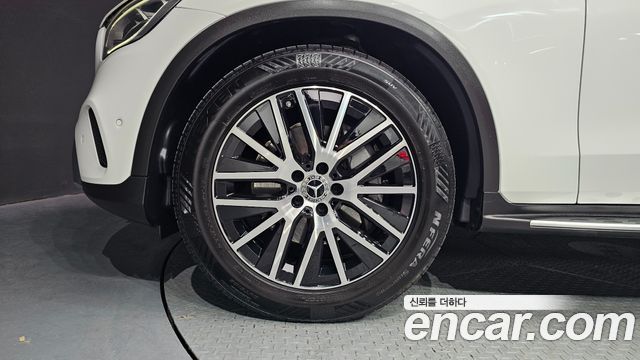 Mercedes-Benz GLC-Class 2020 — photo 5