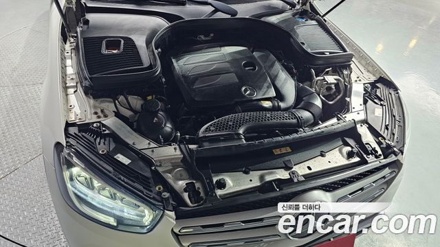 Mercedes-Benz GLC-Class 2020 — photo 6