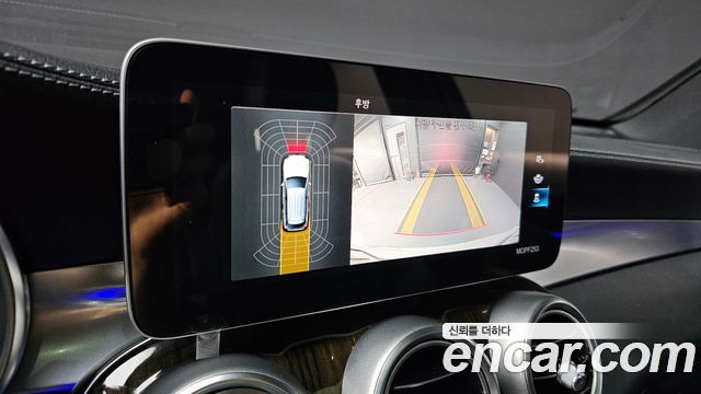Mercedes-Benz GLC-Class 2020 — photo 21