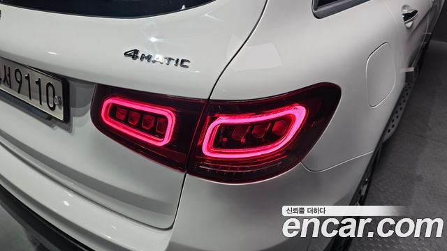 Mercedes-Benz GLC-Class 2020 — photo 9