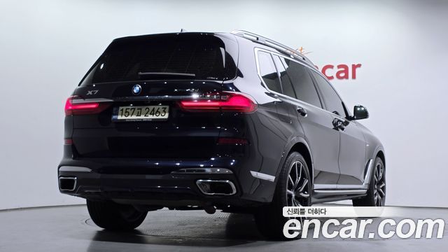 BMW X7 2021 — photo 2