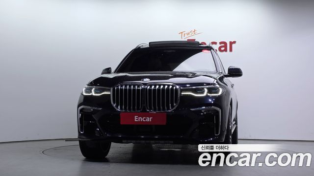 BMW X7 2021 — photo 3