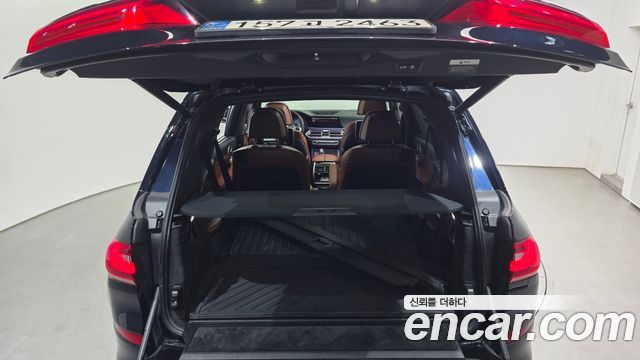 BMW X7 2021 — photo 26