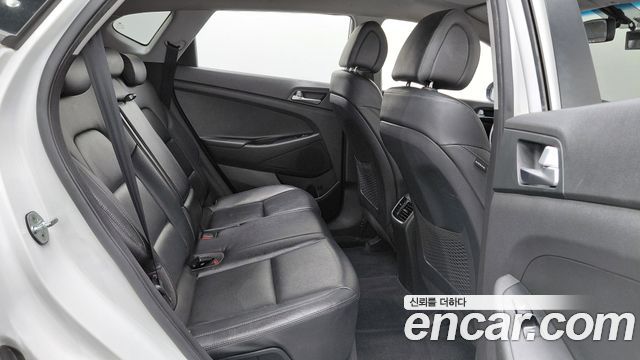 Hyundai Tucson 2018 — photo 16