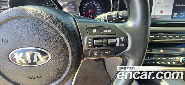 Kia Canival 2020 — photo 7