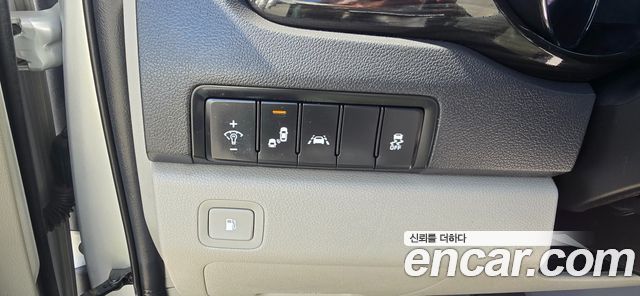 Kia Canival 2020 — photo 12