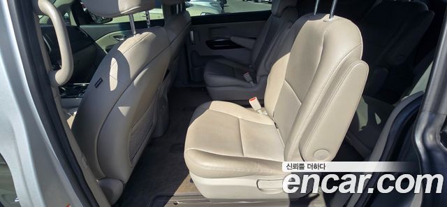 Kia Canival 2020 — photo 15