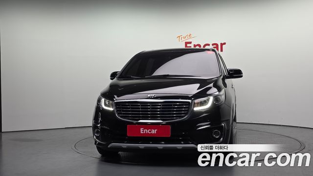 Kia Canival 2018 — photo 3