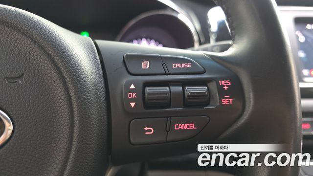 Kia Canival 2018 — photo 30