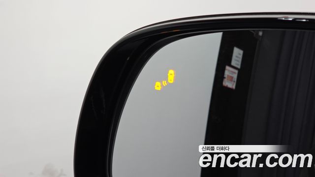 Kia Canival 2018 — photo 31
