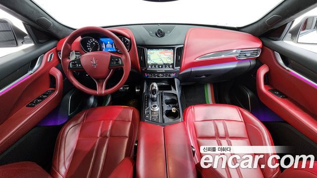 Maserati Levante 2018 — photo 10