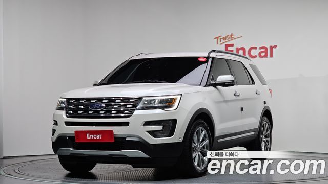 Ford Explorer 2017 — photo 1