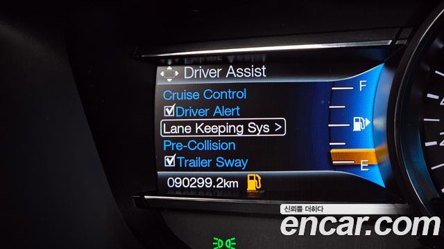 Ford Explorer 2017 — photo 22