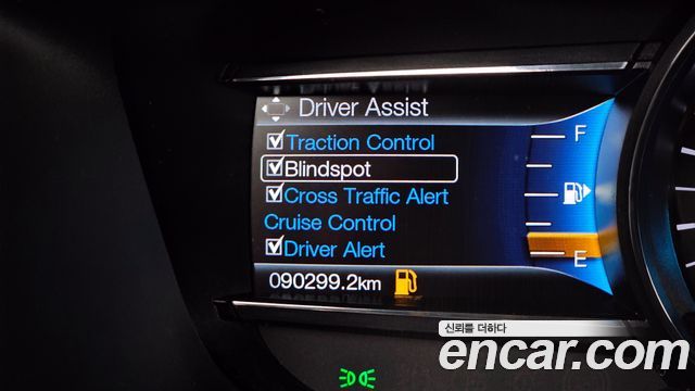 Ford Explorer 2017 — photo 30