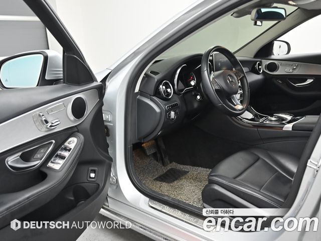 Mercedes-Benz C-Class 2015 — photo 11