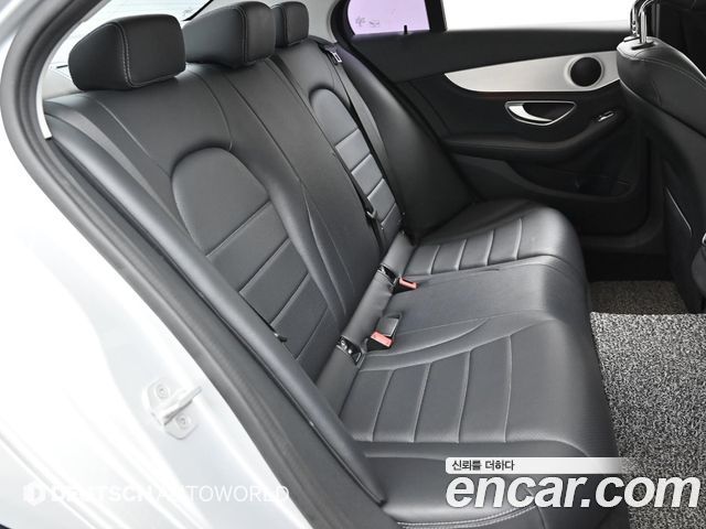 Mercedes-Benz C-Class 2015 — photo 12