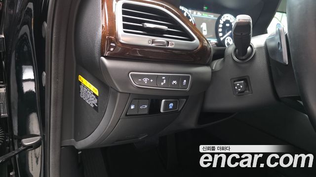Genesis EQ900 2016 — photo 20