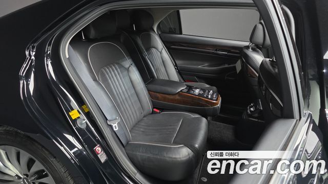 Genesis EQ900 2016 — photo 16