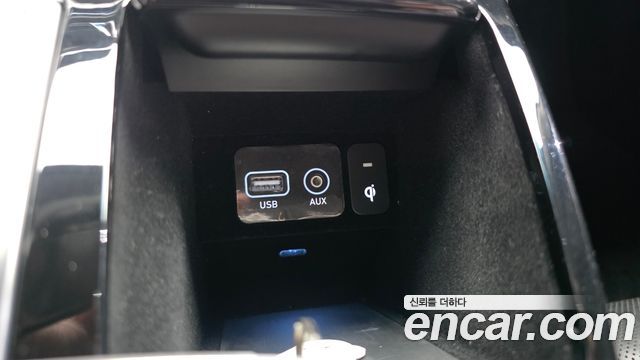 Genesis EQ900 2016 — photo 30