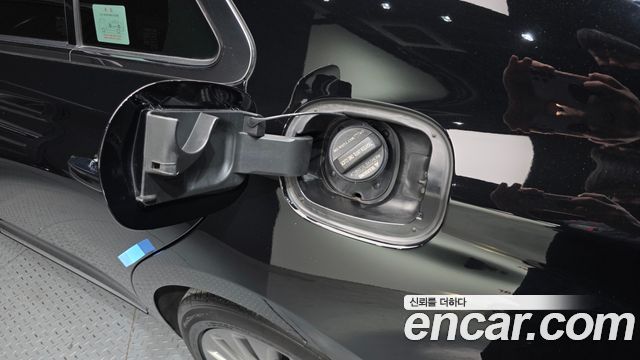 Genesis EQ900 2016 — photo 31
